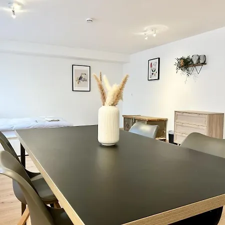 Modern Quiet Apartman *